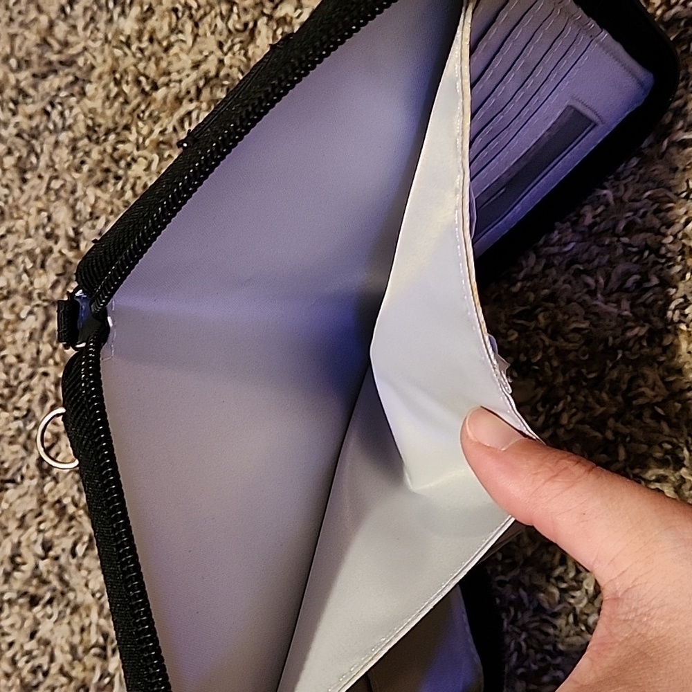 Wallet - Picture 7 of 7